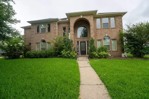2006 Pebble Ln, Friendswood, TX 77546