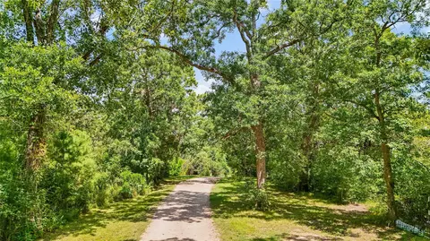 1100 County Road 2306, Cleveland, TX 77327