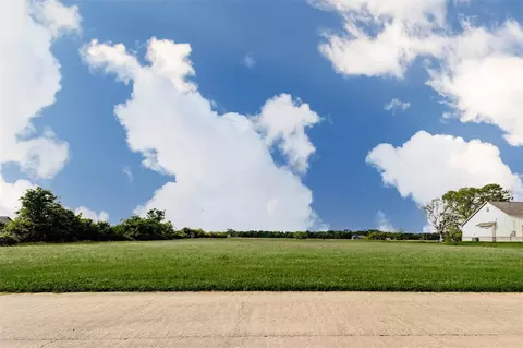913 Buffalo Trl, Angleton, TX 77516 photo 9