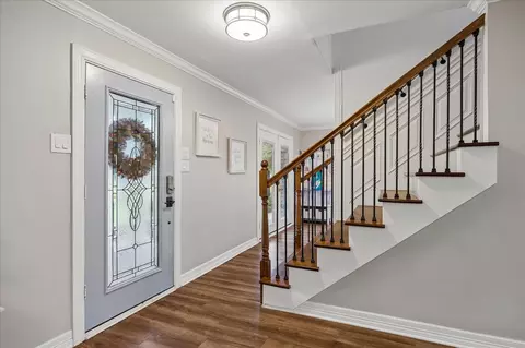 3012 Country Club Dr, Pearland, TX 77581