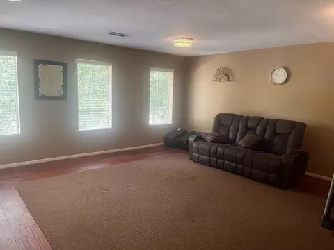 Living - 19 Lyreleaf Pl, Spring, TX 77382 photo 2 of 2