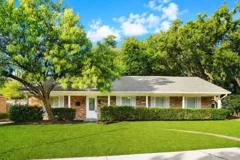 3815 Latma Dr, Houston, TX 77025