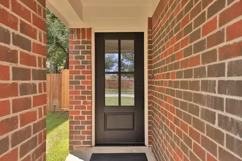 Entry Way - 16966 Tableland Trl, Conroe, TX 77385 photo 1 of 4