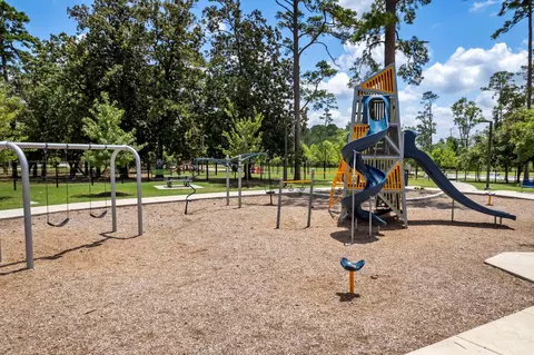 Other - 545 Cedar Harbor Ct, Conroe, TX 77304 photo 8 of 9