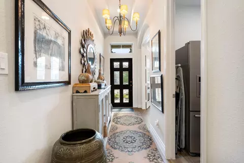 Entry Way - 545 Cedar Harbor Ct, Conroe, TX 77304 photo 3 of 6
