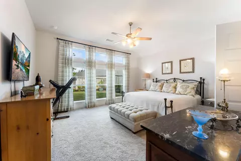 Bedroom - 545 Cedar Harbor Ct, Conroe, TX 77304 photo 2 of 6