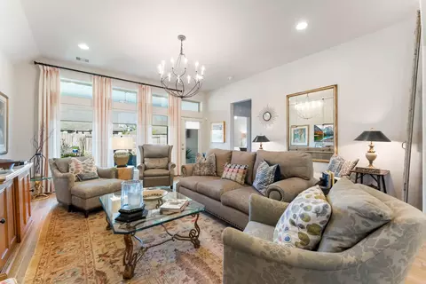 Living - 545 Cedar Harbor Ct, Conroe, TX 77304 photo 3 of 4