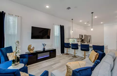 1616 Benson St, Houston, TX 77020