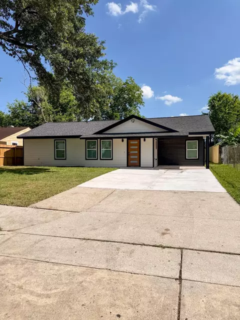 5842 Southford St, Houston, TX 77033