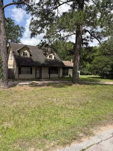 2628 Defor Rd, Conroe, TX 77301