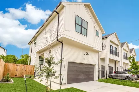 728 E 38th St, Houston, TX 77022