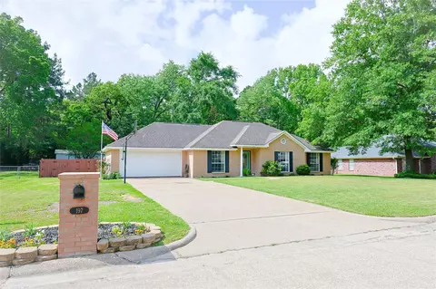 197 Hunters Glen Dr, Hudson, TX 75904