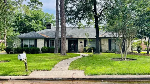 2007 River Falls Dr, Houston, TX 77339