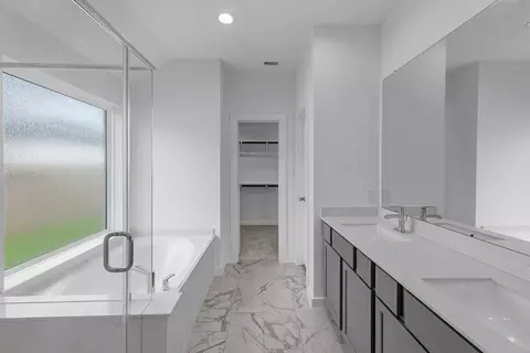 Bath - 3110 Spitfire Dr, Rosenberg, TX 77471 photo 1 of 4