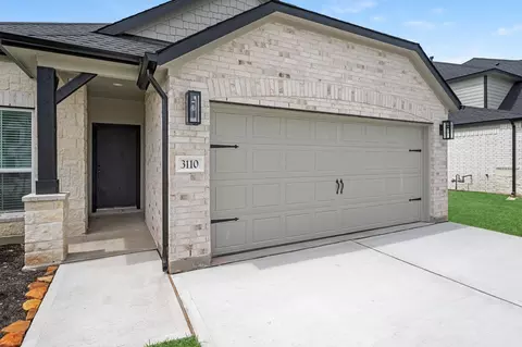 Exterior - 3110 Spitfire Dr, Rosenberg, TX 77471 photo 5 of 6
