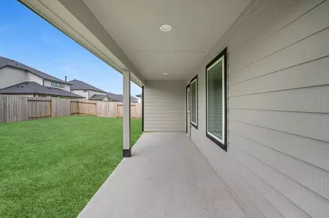 Exterior - 3110 Spitfire Dr, Rosenberg, TX 77471 photo 2 of 6
