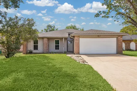 13615 Blazey Dr, Houston, TX 77041