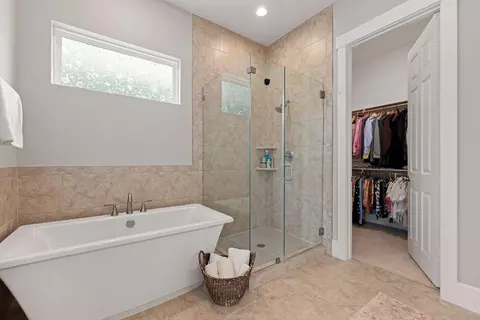 Bath - 74 Dobbs View Ln, Spring, TX 77389 photo 1 of 4