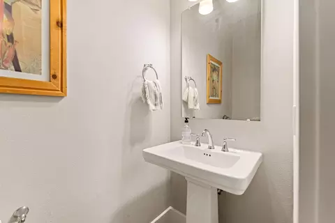 Bath - 74 Dobbs View Ln, Spring, TX 77389 photo 4 of 4