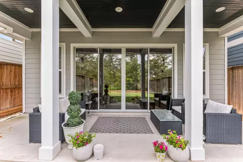 74 Dobbs View Ln, Spring, TX 77389