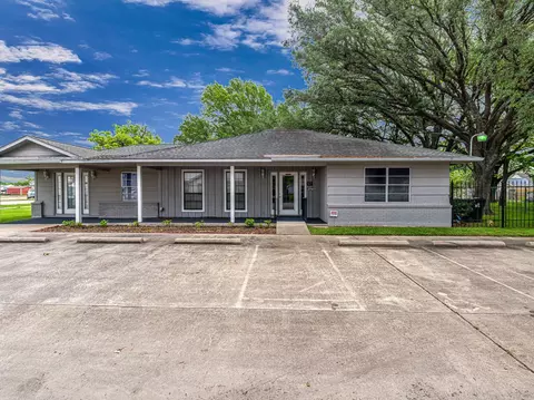 1105 San Jacinto St, Rosenberg, TX 77471