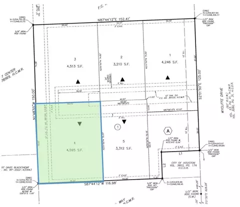 945 Wycliffe Dr, Houston, TX 77079