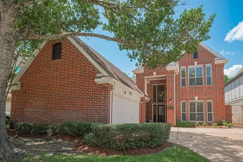 2938 Lake View Dr, Missouri City, TX 77459