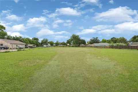 9517 Aldine Westfield Rd, Houston, TX 77093