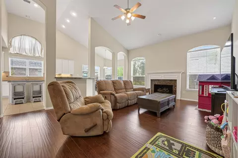 Living - 3219 Legends Mist Dr, Spring, TX 77386 photo 4 of 5