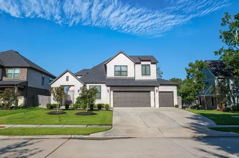 98 Dorado Dr, Friendswood, TX 77546