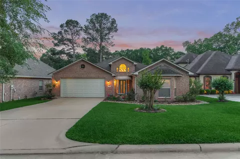 197 Monterrey Rd E, Montgomery, TX 77356
