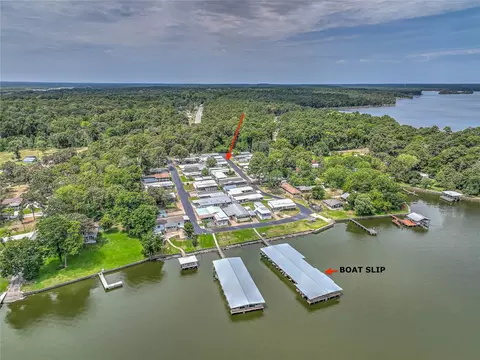 View/Area - 122 N Panuco Dr, Trinity, TX 75862 photo 3 of 6