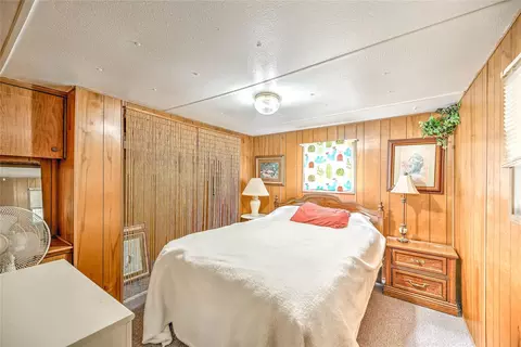 Bedroom - 122 N Panuco Dr, Trinity, TX 75862 photo 3 of 3