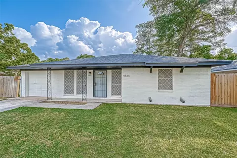 5838 Reed Rd, Houston, TX 77033