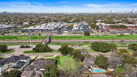 5531 S Braeswood Blvd, Houston, TX 77096