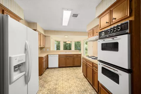 Kitchen - 3915 Snag Ln, Spring, TX 77388 photo 1 of 4