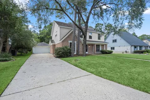 Exterior - 3915 Snag Ln, Spring, TX 77388 photo 7 of 11