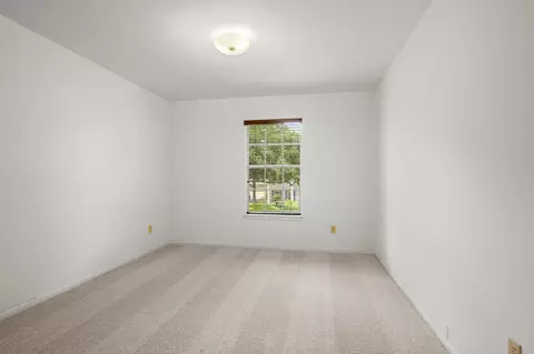 Bedroom - 3915 Snag Ln, Spring, TX 77388 photo 5 of 5