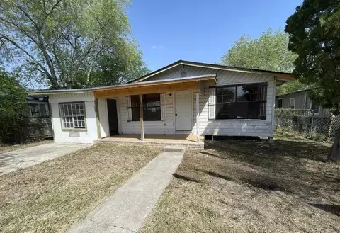 408 W Sixth St, La Feria, TX 78559