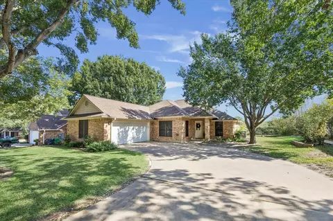 2307 Katherine St, Brenham, TX 77833