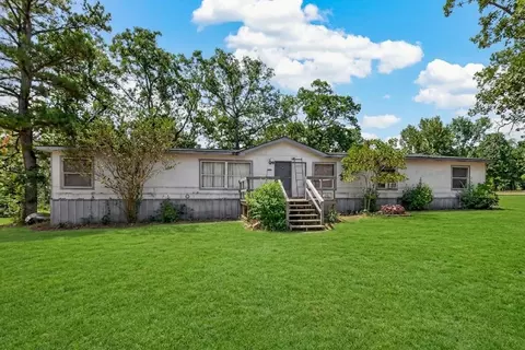 27 Pinedale Subd Rd, Huntsville, TX 77320