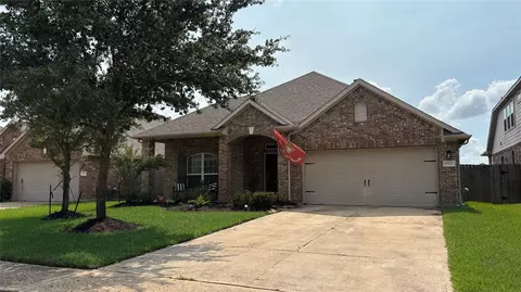 9810 Shimmering Lakes Dr, Rosharon, TX 77583
