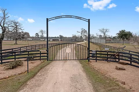 1560 Bowler Rd, Waller, TX 77484