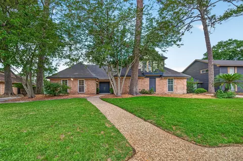 5210 Lodge Crk, Houston, TX 77066