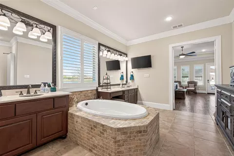 Bath - 18203 Sandy Beach Ct, Cypress, TX 77433 photo 1 of 6
