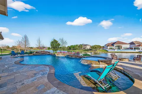 Exterior - 18203 Sandy Beach Ct, Cypress, TX 77433 photo 5 of 13