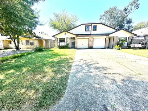 22415 Tree House Ln, Spring, TX 77373 photo 1