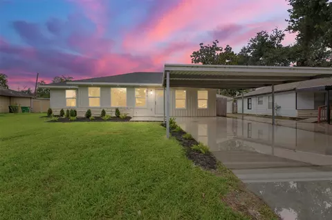 910 Evonne St, Houston, TX 77017