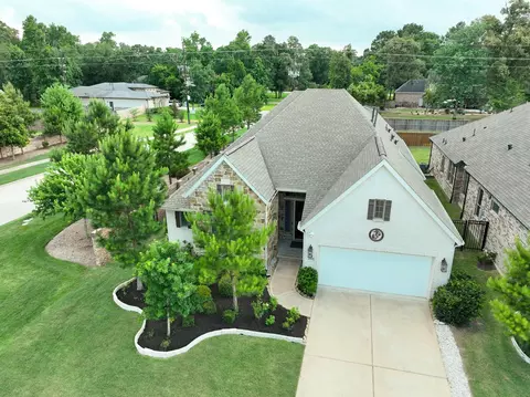 4562 Silver Moon Dr, Spring, TX 77386 photo 1