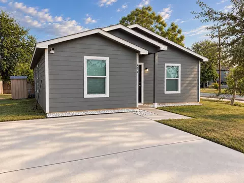 217 Gans St, Houston, TX 77029